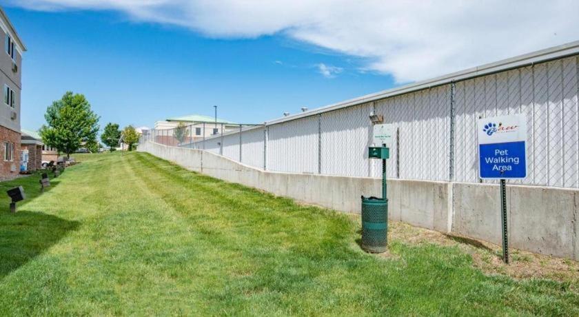 Candlewood Suites Jefferson City Exterior photo