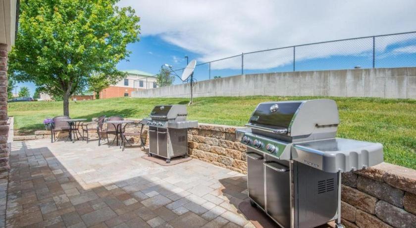 Candlewood Suites Jefferson City Exterior photo