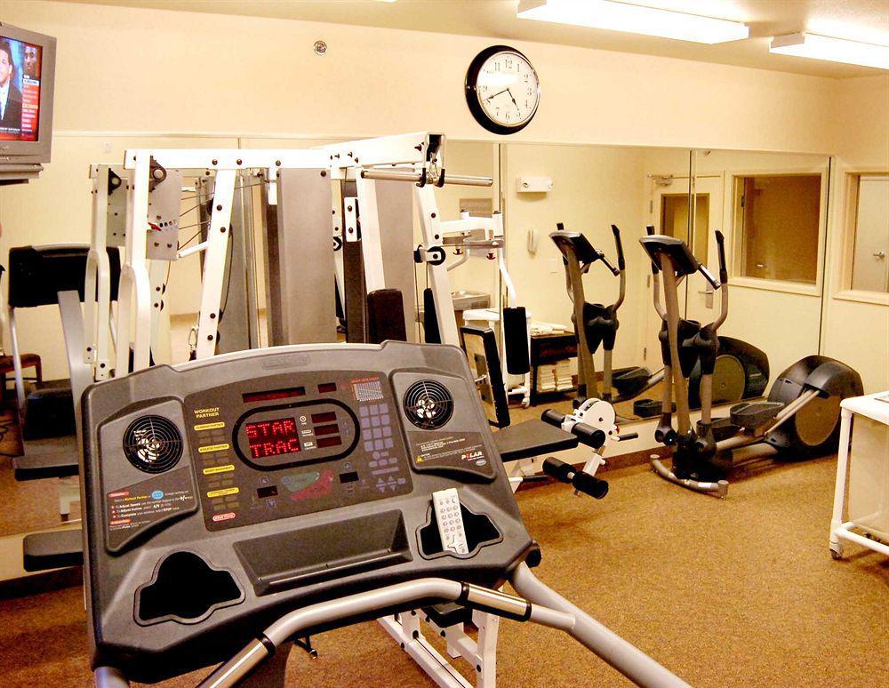 Candlewood Suites Jefferson City Facilities photo